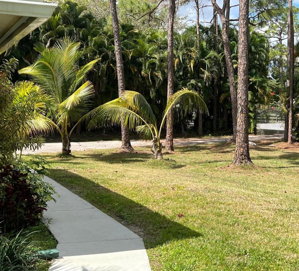 Private Tropical Paradise Guesthouse! Loxahatchee Kültér fotó